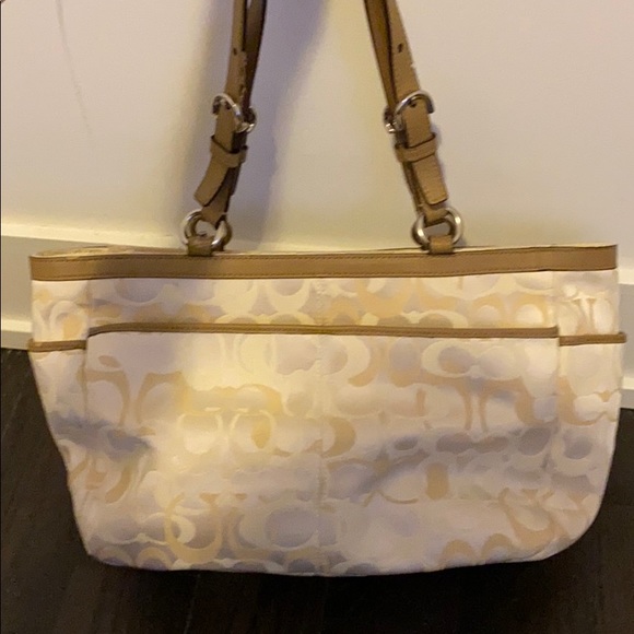 Coach purse - Picture 2 of 10